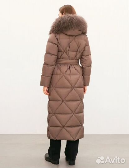 Пуховик женский длинный с капюшоном 42/44