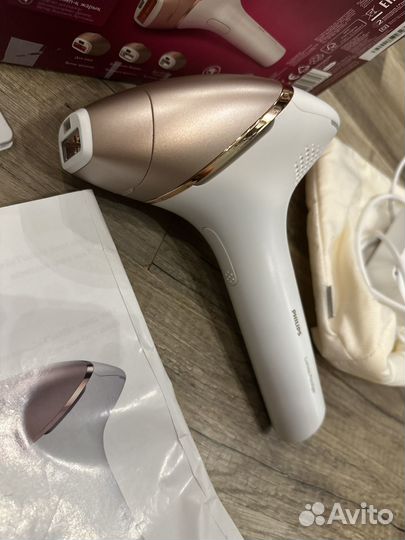 Фотоэпилятор Philips Lumea Prestige BRi956