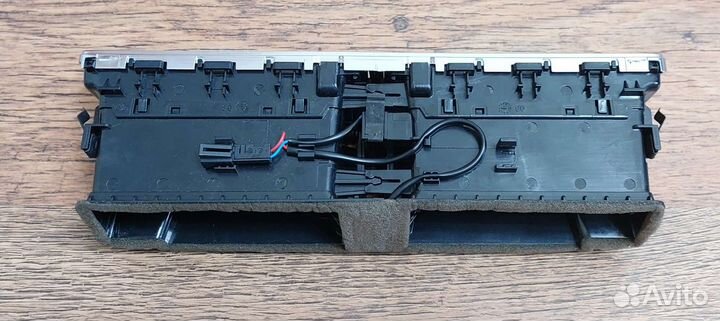 Дефлектор торпеды центральный Audi a4, a5