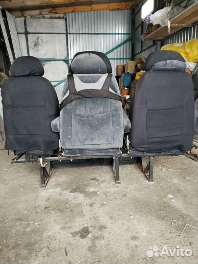 Сиденья в микроавтобус