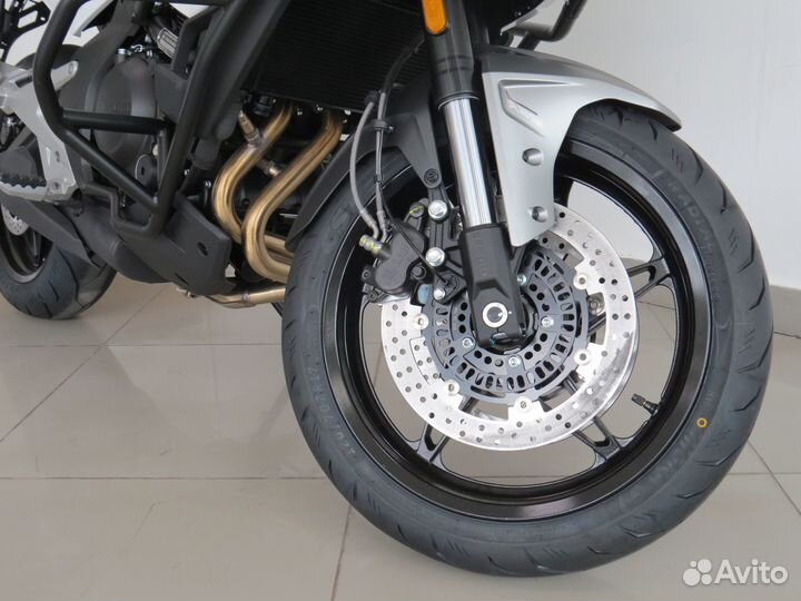 Мотоцикл cfmoto 700MT (ABS)