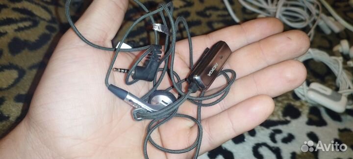 Лот наушники оригинал