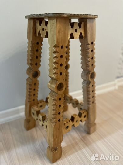 Подставка под цветы