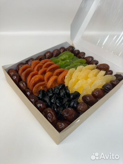 Подарочный набор из сухофруктов