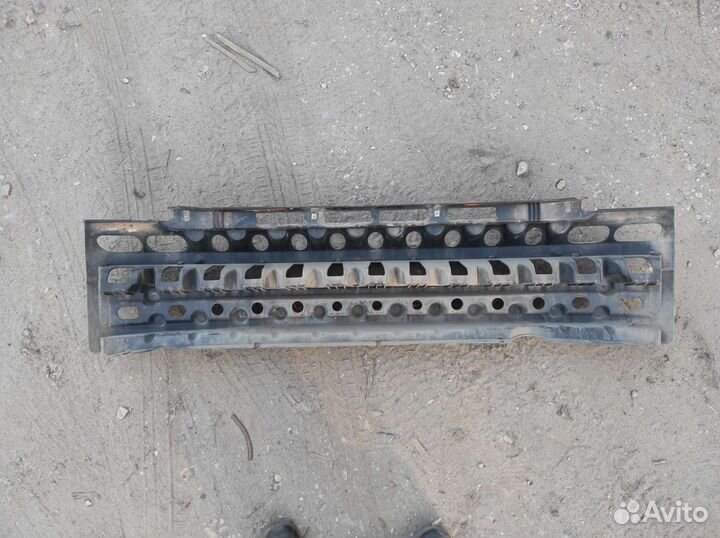 Задний бампер на priora 1 с усилителем