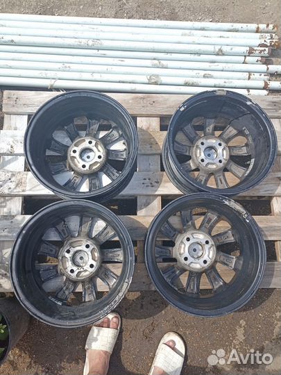Продам литые диски R14