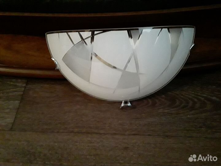 Светильник настенный