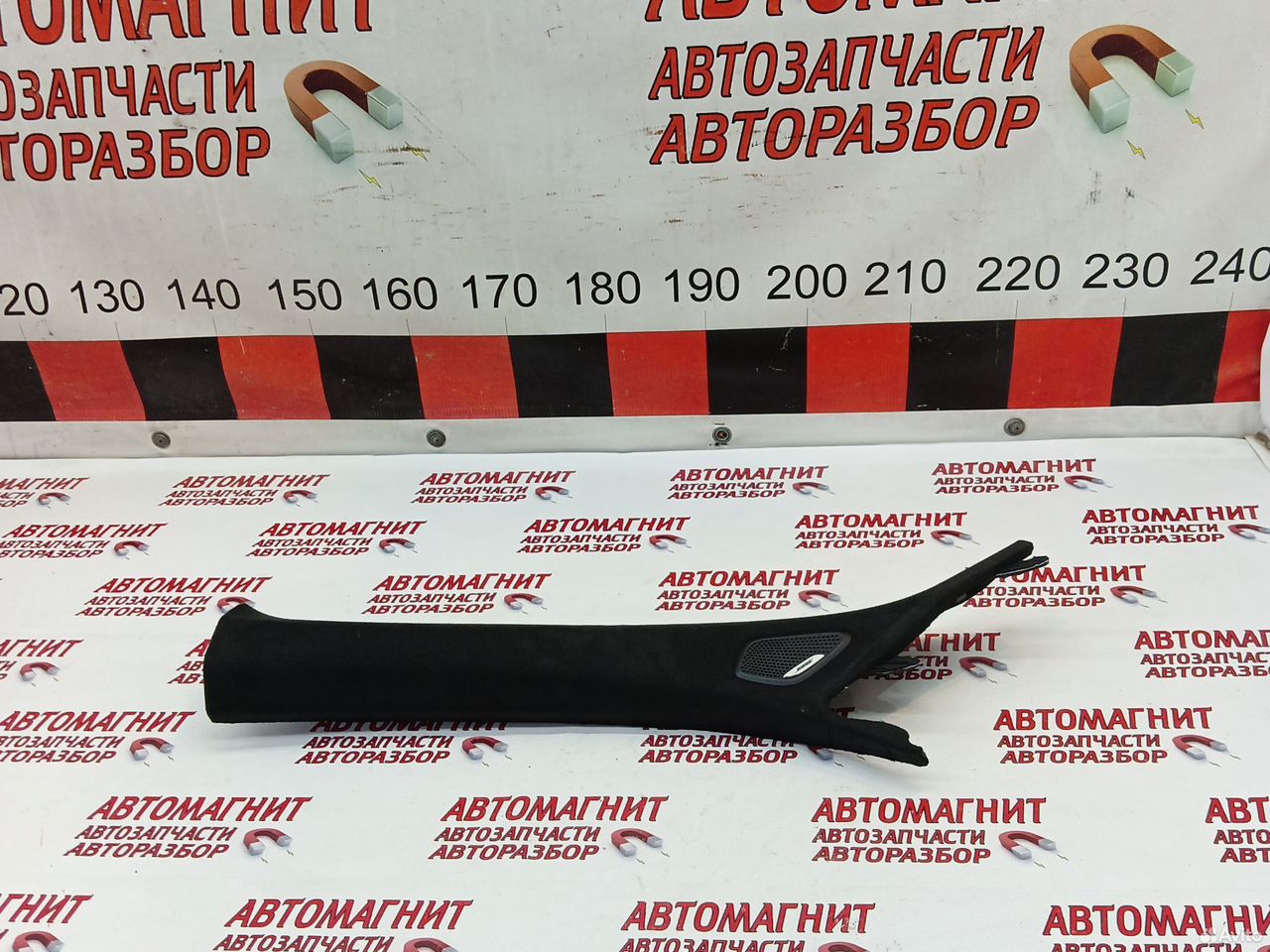 Обшивка стойки лобового стекла левая Джили Монжаро