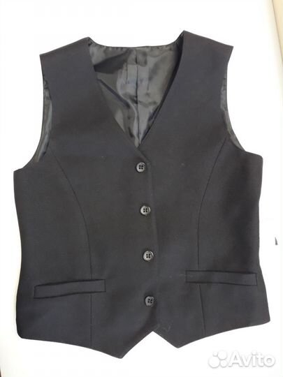 Жилетка классическая школьная. Новая