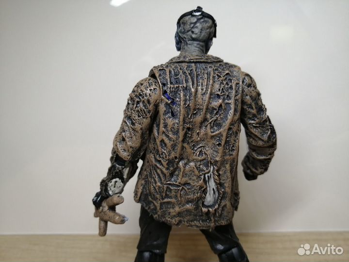 Коллекционная фигурка Фредди против Джейсона