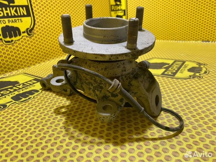 Цапфа/кулак поворотный передний левый Nissan Almera