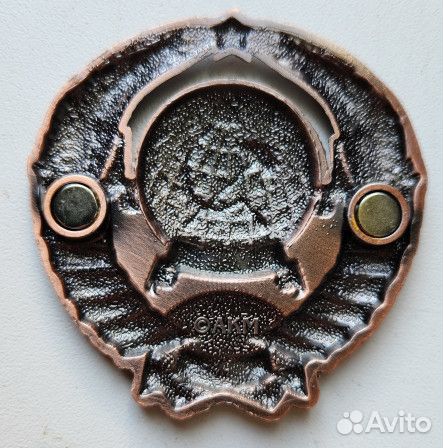 Металлический магнит 