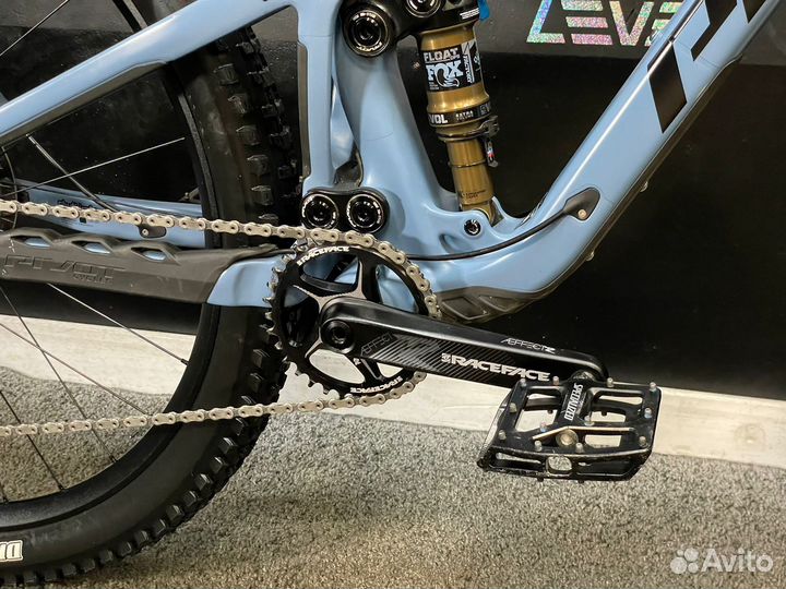 2022 Pivot Trail 429 Pro XT/XTR Fox Kashima