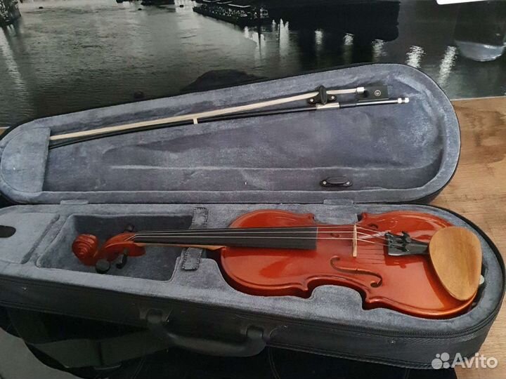 Скрипка 1/4 Cremona