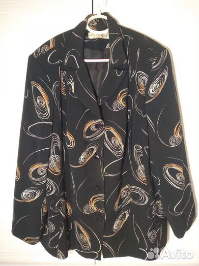 Черный пиджак