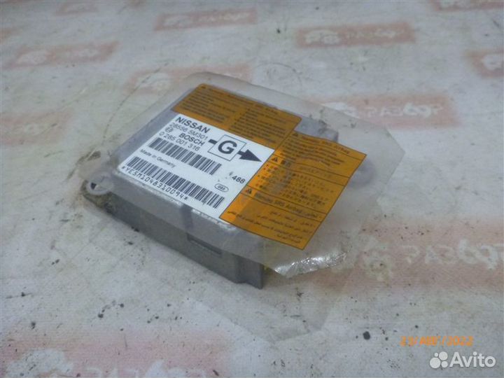 Блок управления подушками безопасности Nissan