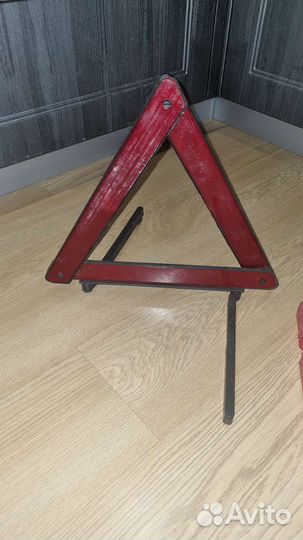 Знак аварийной остановки