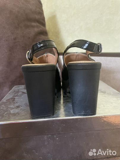 Бассаножки женские 37 р