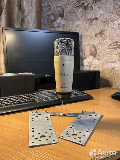 Студийный микрофон Behringer C-1U