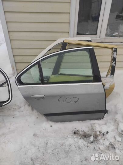 Дверь задняя правая пежо 607 серая