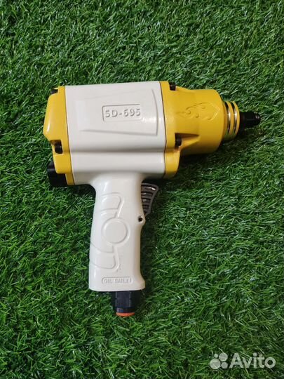 Пневмогайковерт ударный 1/2