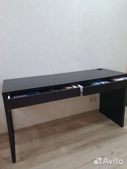 Компьютерный стол IKEA mikke