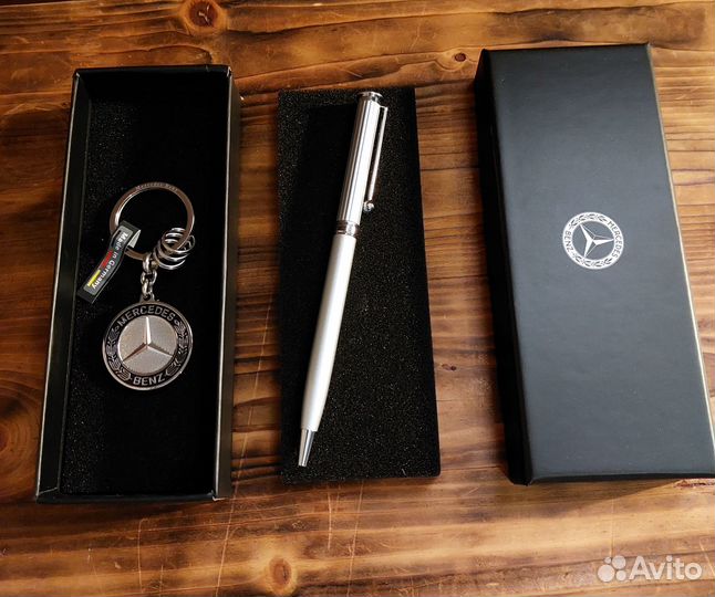 Брелокиручка Mercedes Benz оригинал новый