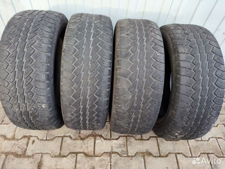 Cooper Discoverer ATS 235/65 R17