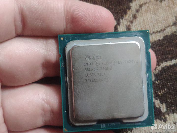 Материнская плата