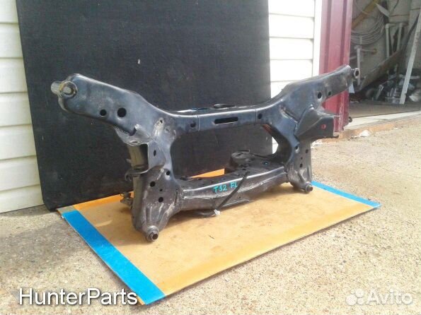 Nissan x-trail т32 передний подрамник