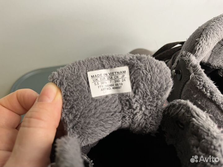 Зимние женские ботинки 38