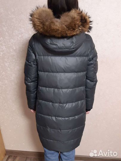 Пуховик женский