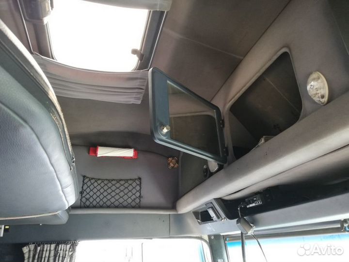 Кабина Рено Мажор