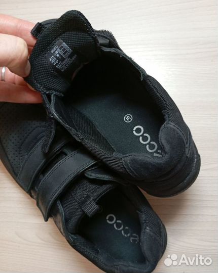 Кроссовки ecco