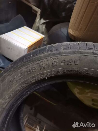 Kumho 722 225/55 R18