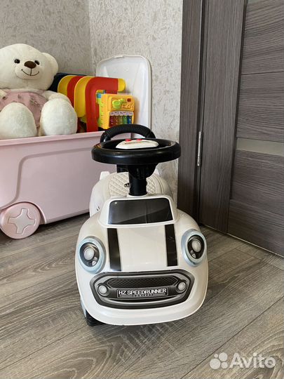 Детская машинка толокар