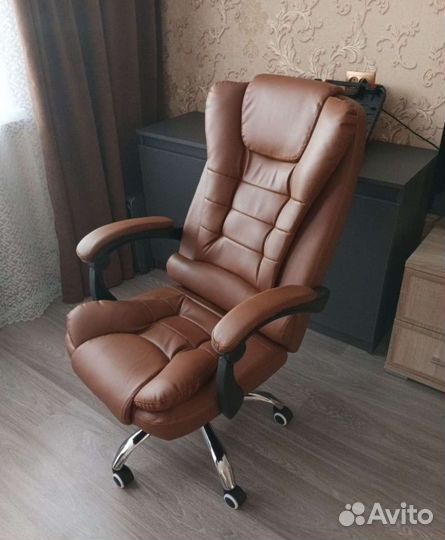 Кресло кожаное компьютерное новое