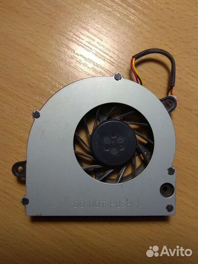 Кулер для ноутбука Асер