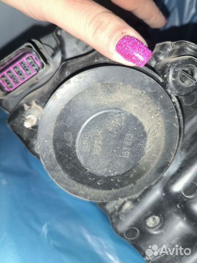 Volkswagen polo фара правая