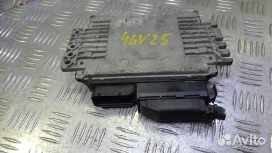 Блок управления двигателем nissan note E11 (4LV25P