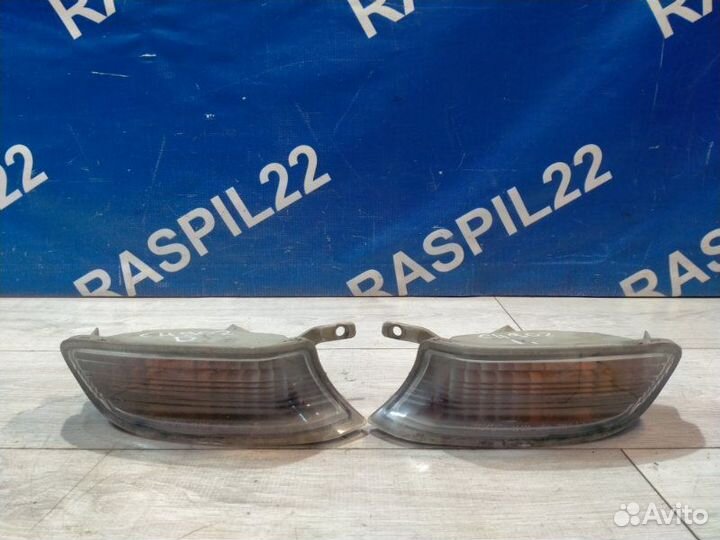 Поворотник в бампере Toyota Chaser JZX90 1jzge