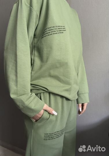 Спортивный костюм женский 44 46 новый