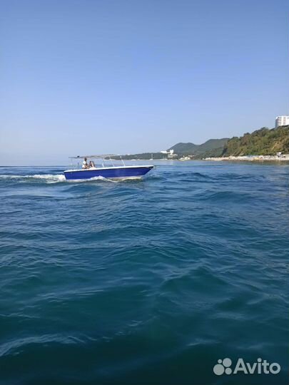 Катер прогулочный «Тунец»