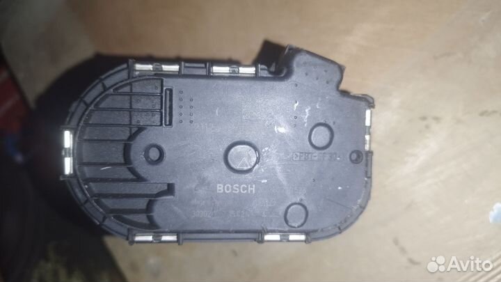 Дроссельная заслонка