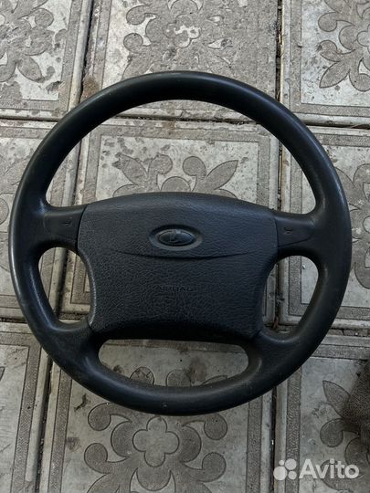 Руль на LADA priora 1