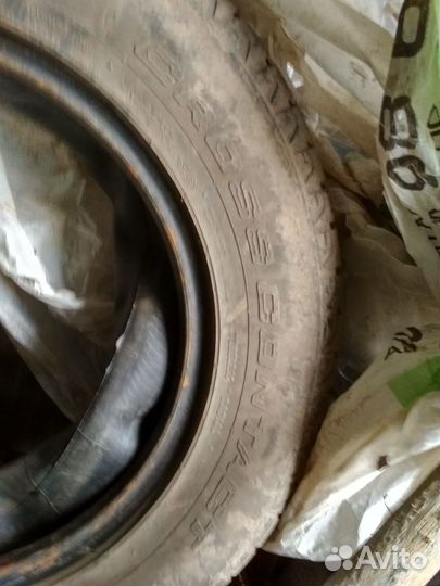 Continental ContiCrossContact LX 215/65 R16