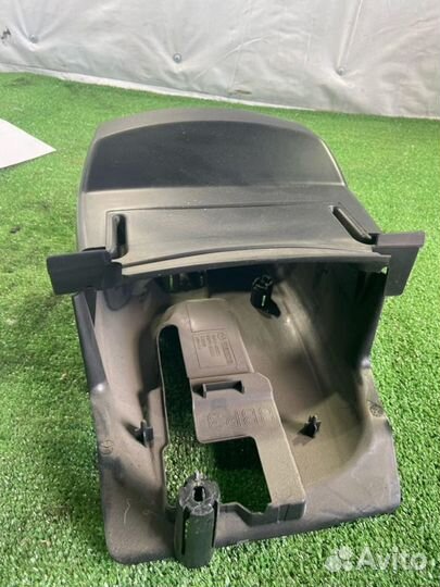 Кожух рулевой колонки Mazda 3 BL