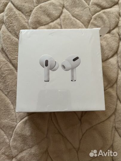 Наушники AirPods Pro