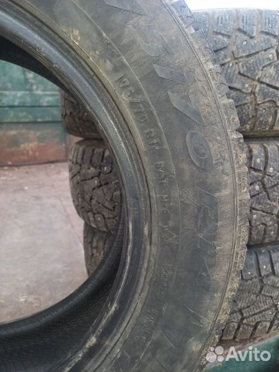 Pirelli Ice Zero 175/70 R14