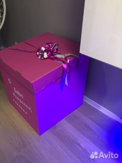 Коробка сюрприз(60 х 60) + бант